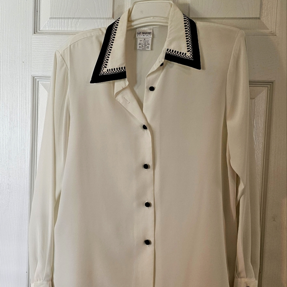 Women's blouse